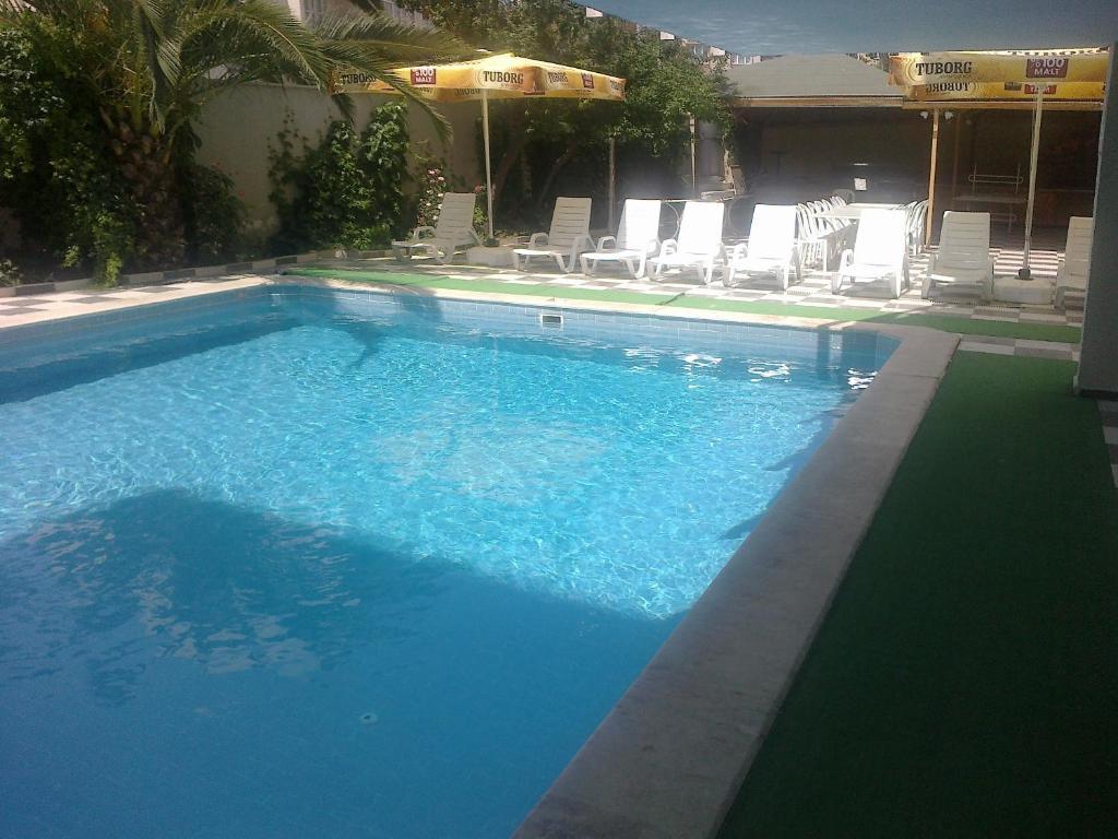 Santur 3*